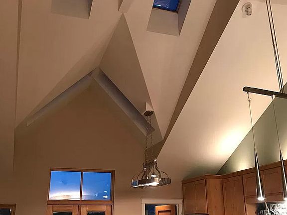 Top floor ceiling detail.