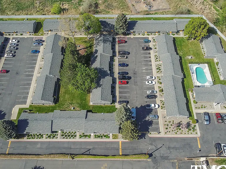 200 Waldron St — Photo 3
