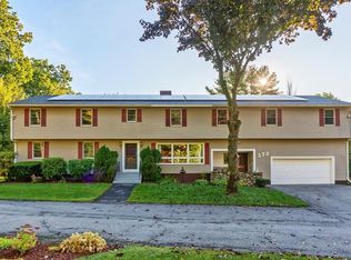 573 Marshall Rd, Fitchburg, MA 01420