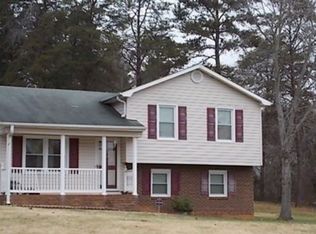 5912 Stoneybrook Cir, Winston Salem, NC 27105