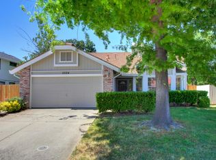 5524 Laguna Park Dr, Elk Grove, CA 95758