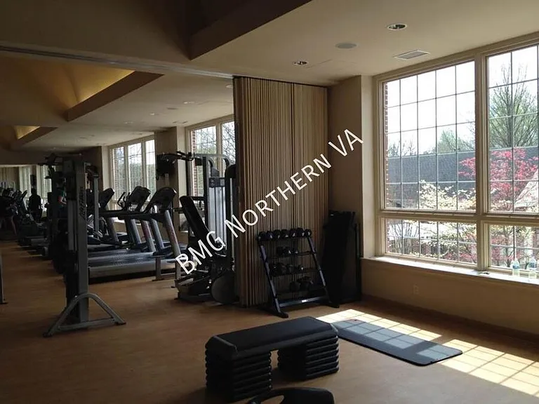 12005 Ridge Knoll Dr #10 — Photo 34