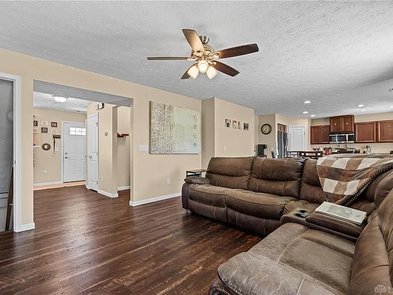 7428 Bostelman Pl — Photo 6