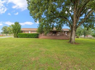 426 3rd St, Seymour, TN 37865