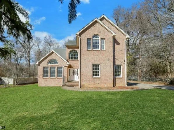 62 E Crescent Ave, Mahwah Twp., NJ 07430