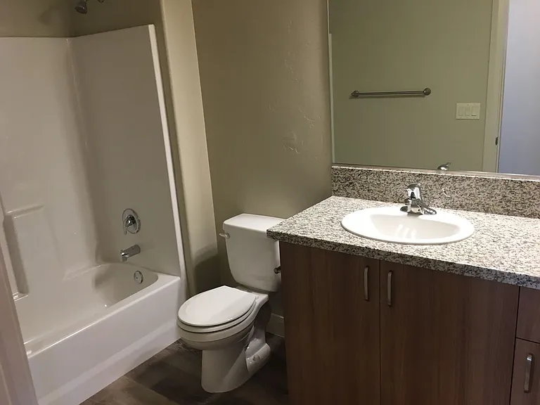 1184 E Bulloch St #20 — Photo 9