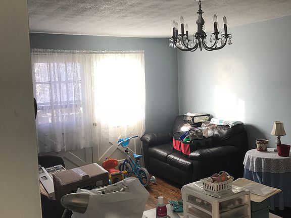 5th image of 2026 Orchard St