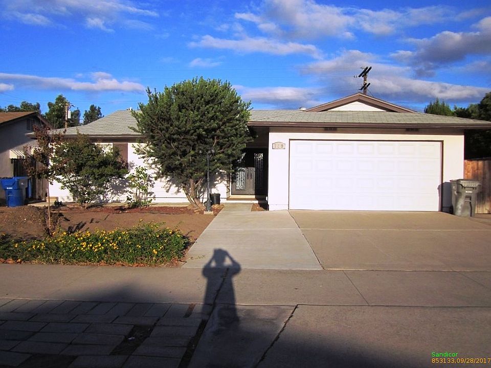 1st image of 739 Applewood Dr
