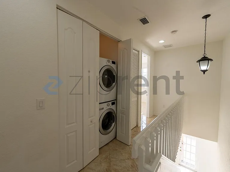 Washer/Dryer