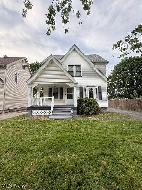 1st image of 52 Meadowbrook Ave
