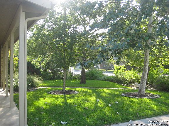 3rd image of 354 Chaparral Creek Dr
