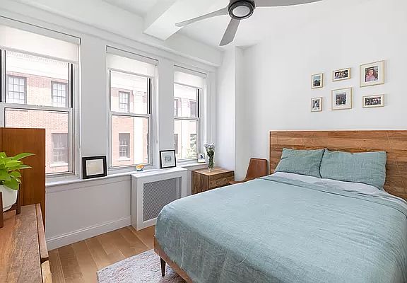 4th image of 126 W 73rd St APT 4-C