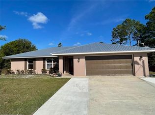 228 Sweetheart Ave, Lake Placid, FL 33852