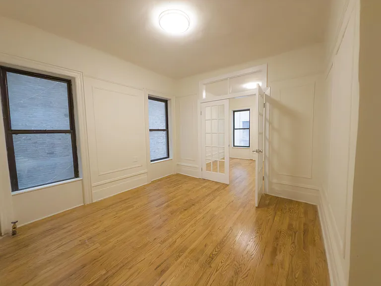 502 Amsterdam Ave #7 — Photo 8
