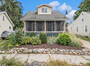 838 Cawood St, Lansing, MI 48915