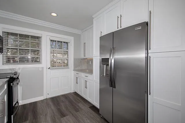 Fairfield Townhouses At Massapequa — Photo 5