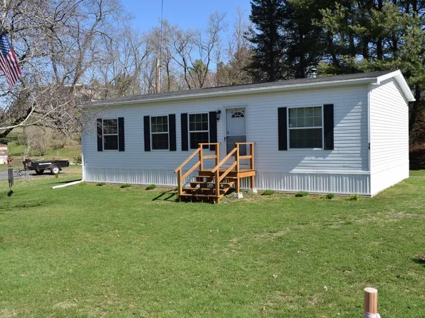 28 Huron Street, Whitefield, NH 03598