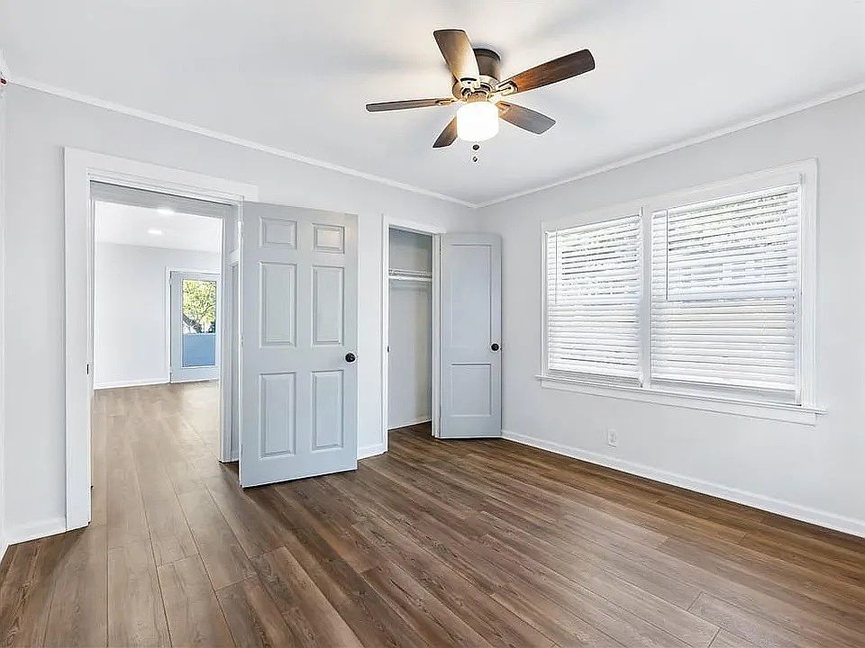1st image of 845 Oak St NW