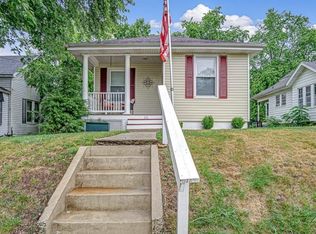 410 S 11th St, Belleville, IL