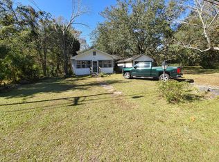 907 22nd St, Pascagoula, MS 39581