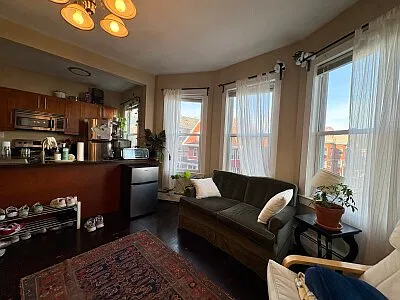 70 Hillside St #2