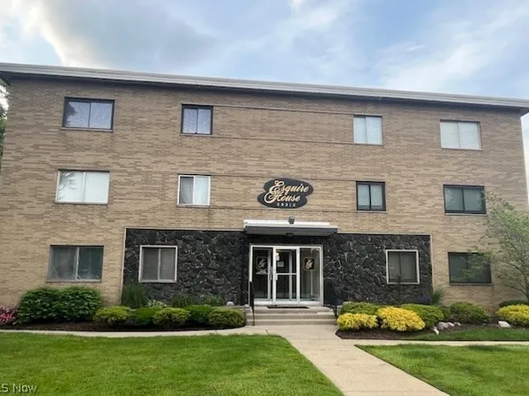 20312 Lorain Rd APT 316, Fairview Park, OH 44126