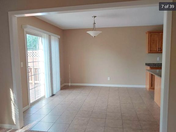 5th image of 2332 W Kenfield Ct