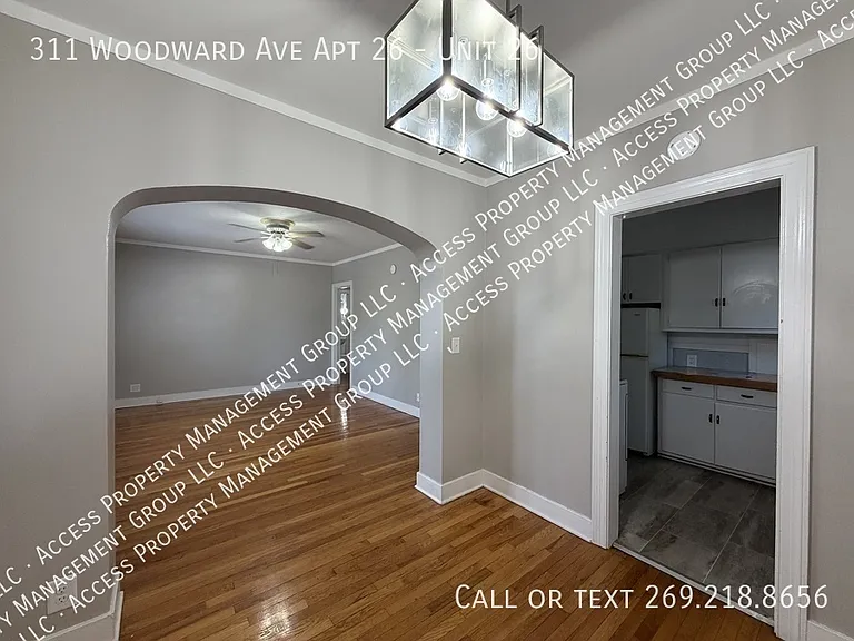 311 Woodward Ave #26 — Photo 9