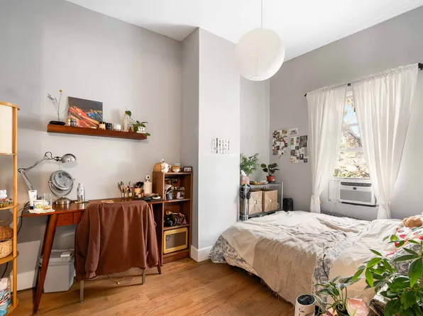 171 8th Street image 11 of 33