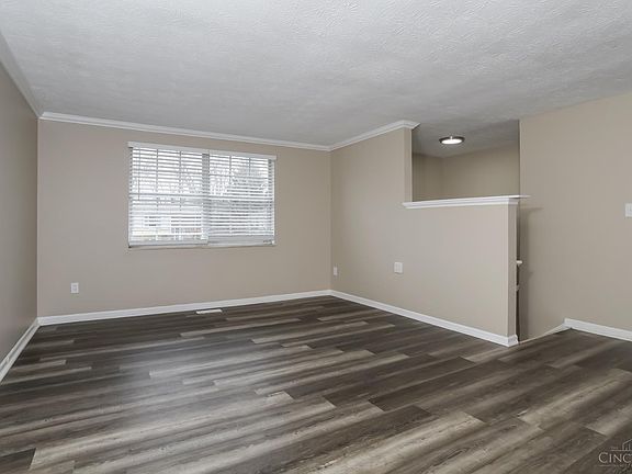 5th image of 8724 Meadow Dr