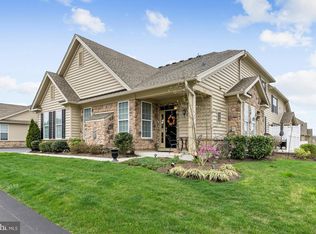 3350 Bushwood Dr, Perkasie, PA 18944