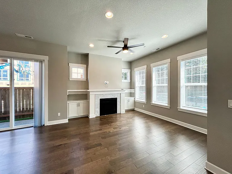 11571 SW Barber St — Photo 8