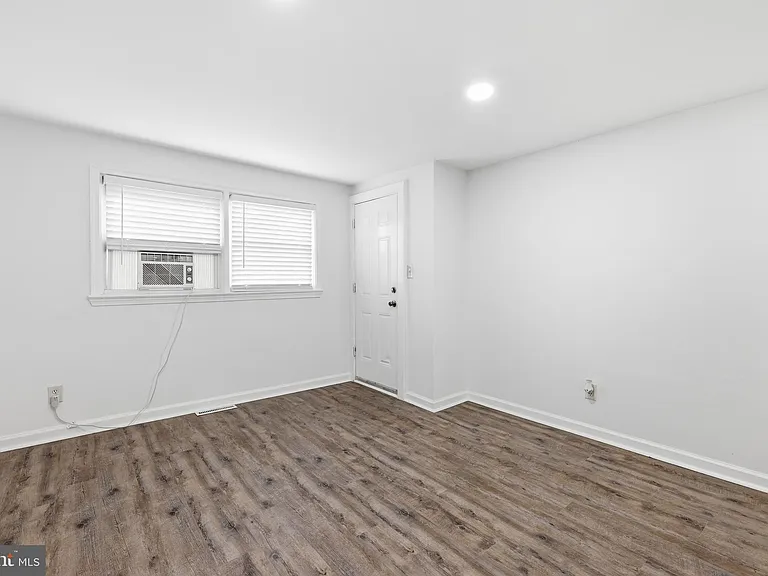 3816 W Bay Ave #1 — Photo 2