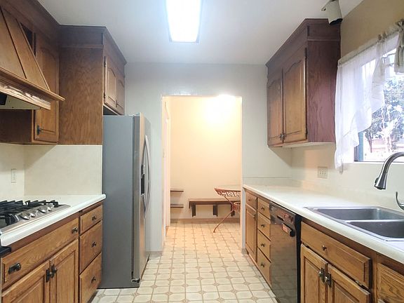 2nd image of 1408 Hanchett Ave