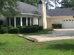 705 8th St NW, Springhill, LA 71075