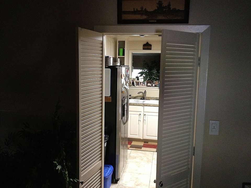 entrence to kitchen