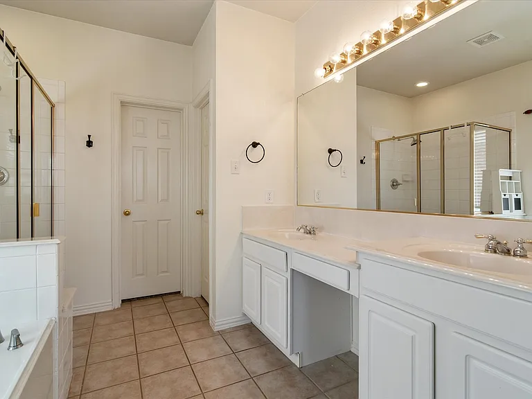 3501 Jackson Dr — Photo 21