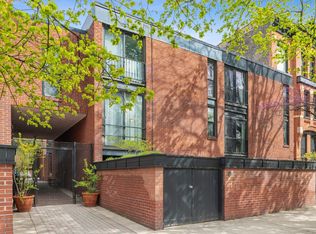 424 W Webster Ave #B, Chicago, IL 60614