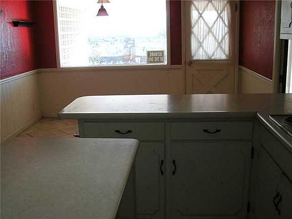 3rd image of 432 Borealis Ln