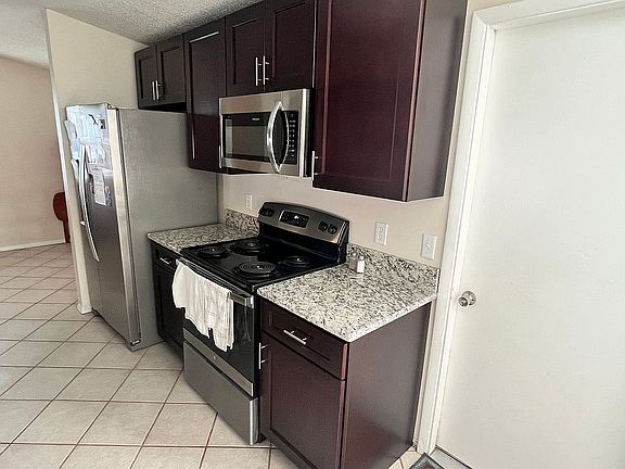 4th image of 7294 Eagles Perch Dr