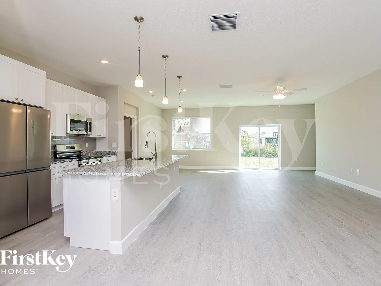 4 bed, 2.0 bath, 1750 sqft, $2,235 — Photo 4