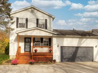7421 Linwood Ave, Brighton, MI 48116