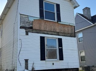 104 N Crawford Ave, New Castle, PA 16101