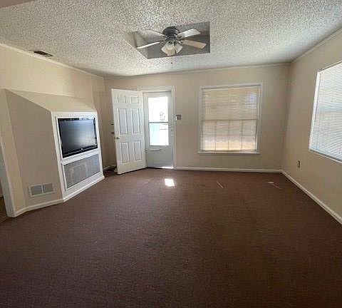3rd image of 102 S Baze St