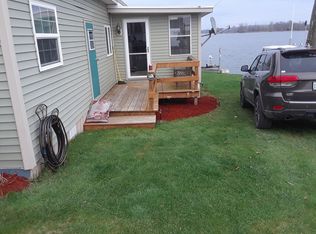 845 Bow And Arrow Point, North Hero, VT 05474