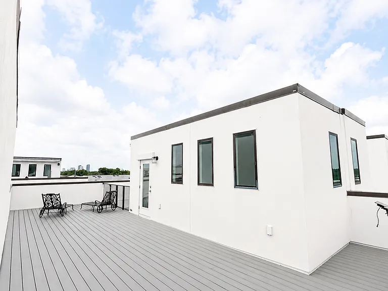 2506 W Cleveland St #17 — Photo 11