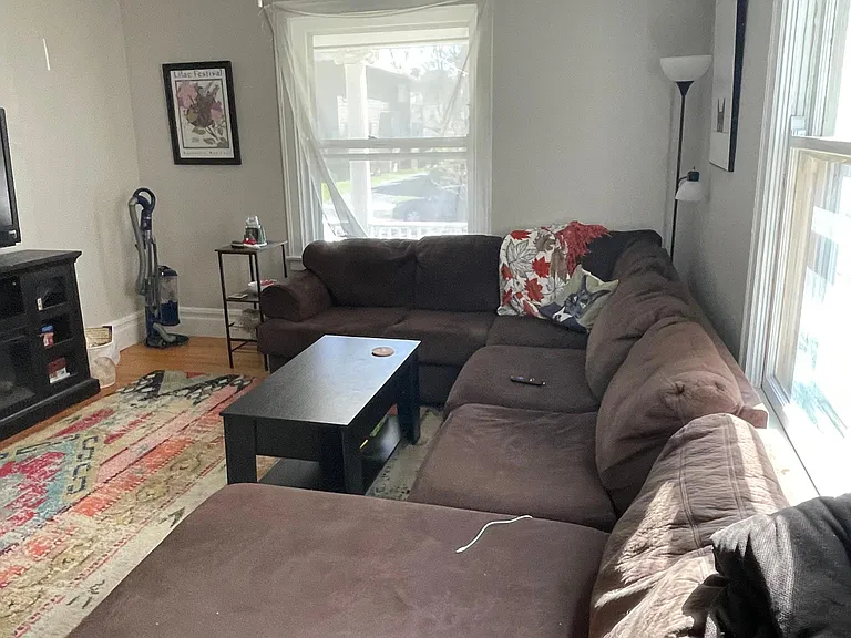 43 Beverly St #1 — Photo 9