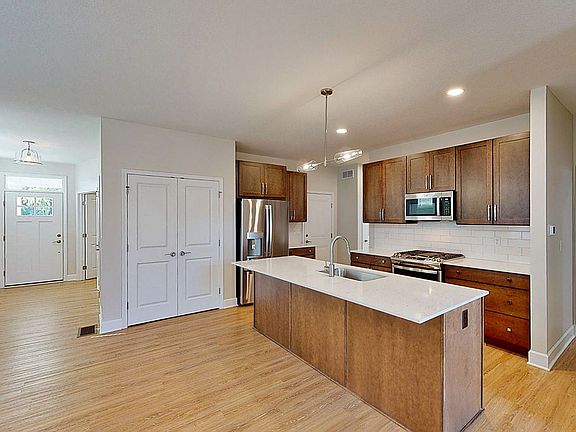 4th image of 176 Denison Pkwy E #143