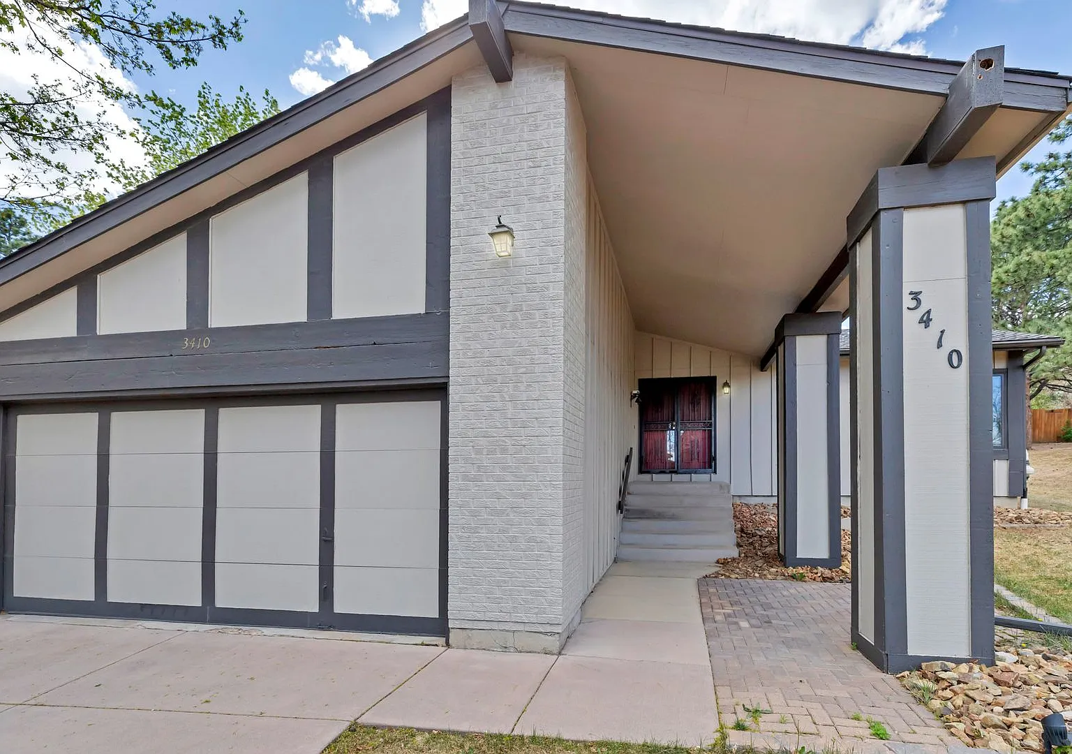 Beautiful home for rent in Cheyenne Mountain School District (D12) @ Country Club Estates! — Photo 2