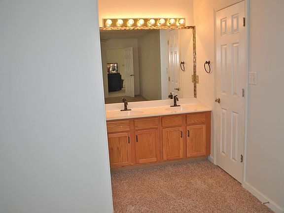 5th image of 10339 Highgate Cir